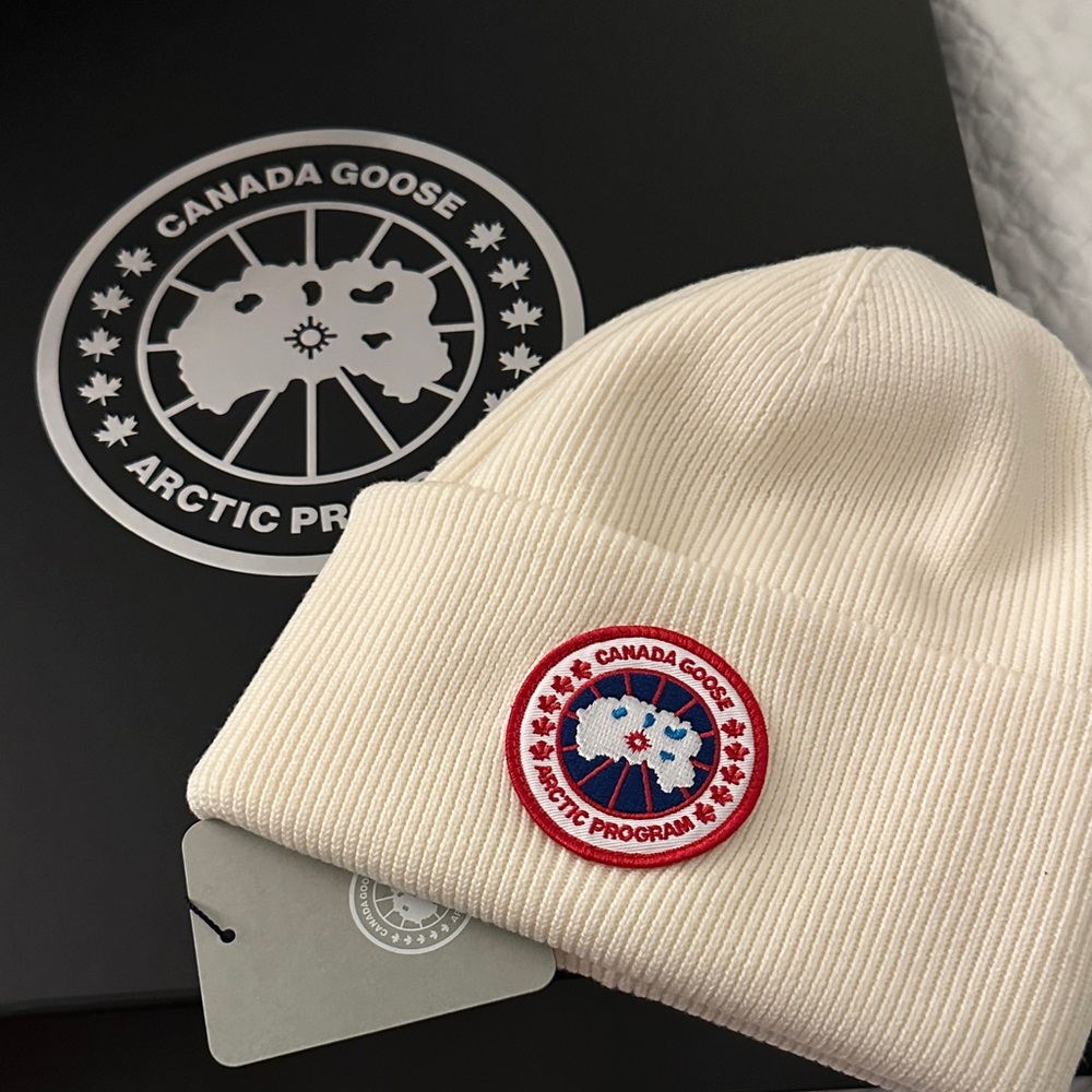 Canada Goose Knit Beanie